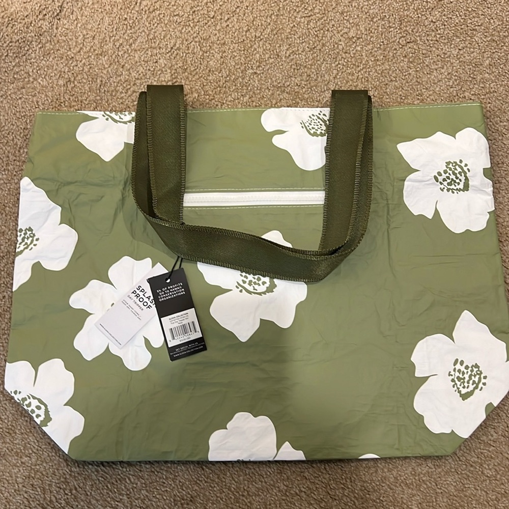 Aloha Day Tripper Tote Moss Green